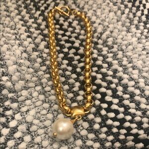 Anne Klein Gold toned pearl necklace